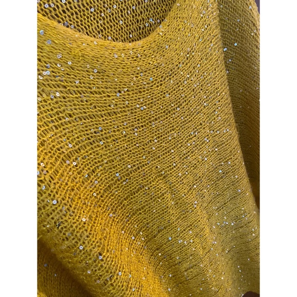 C.O.C Yellow Sweater Size 3XL Women Kids Girls Unisex - Picture 4 of 4